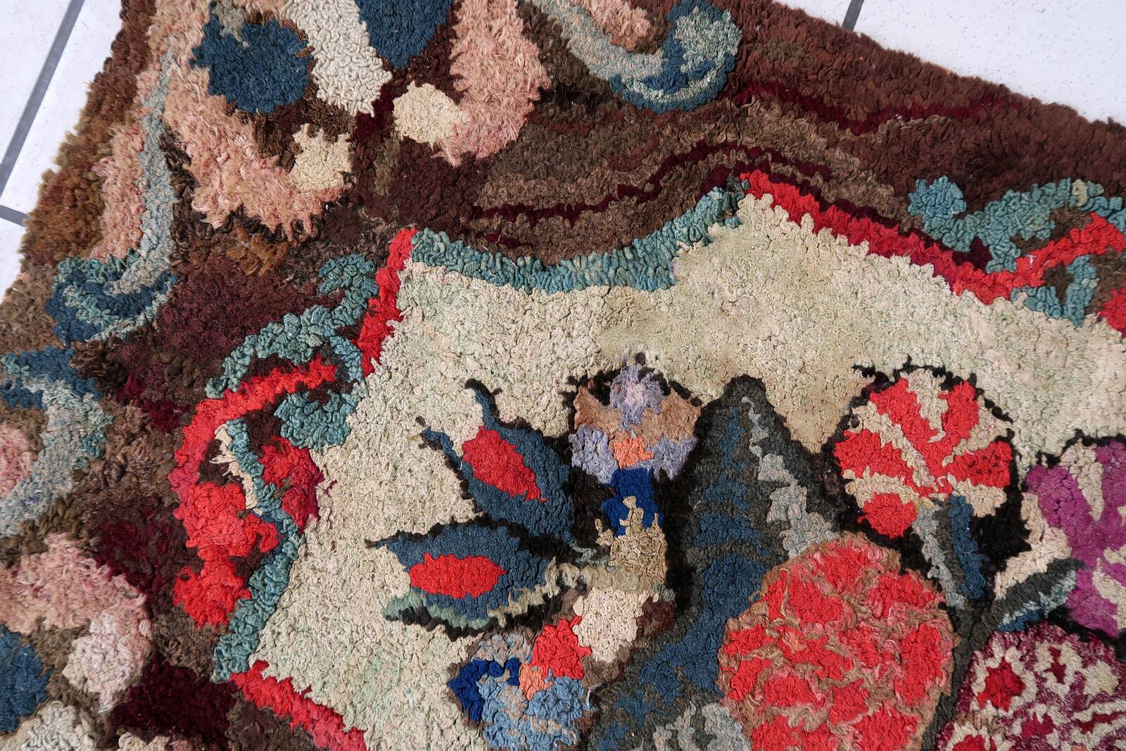 Tapis Hooked antique américain – 63 x 107 cm – Motif floral - 1C986