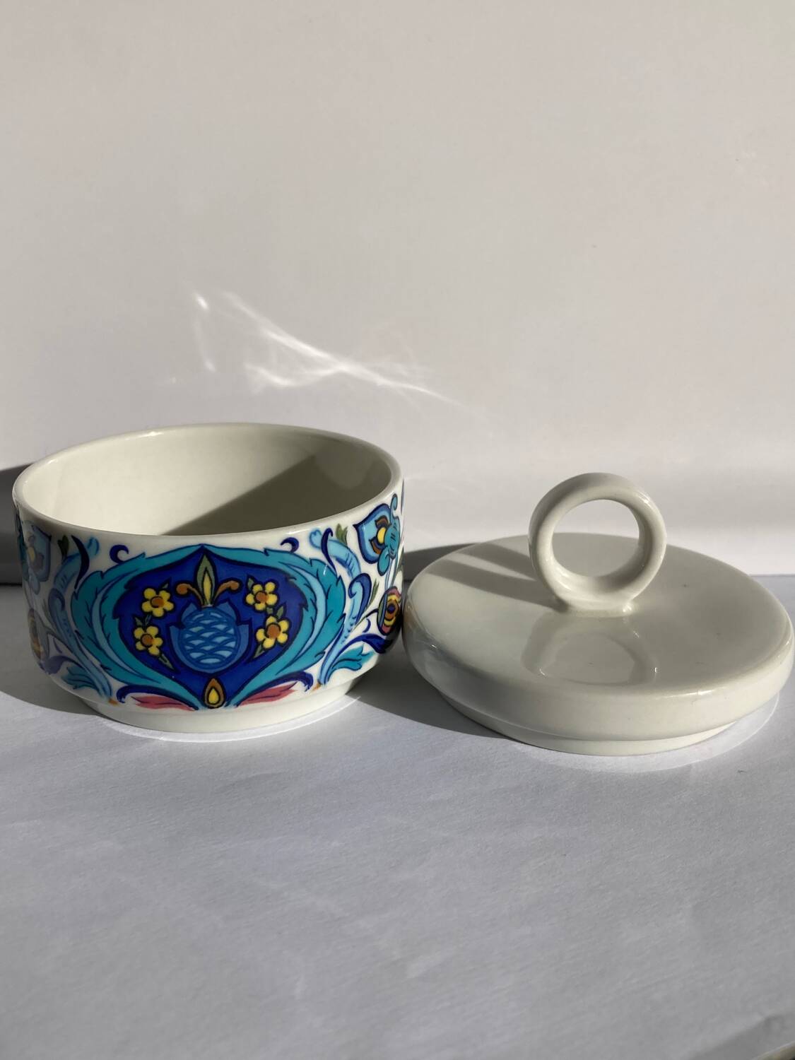 Izmir model sugar bowl by Villeroy & Boch