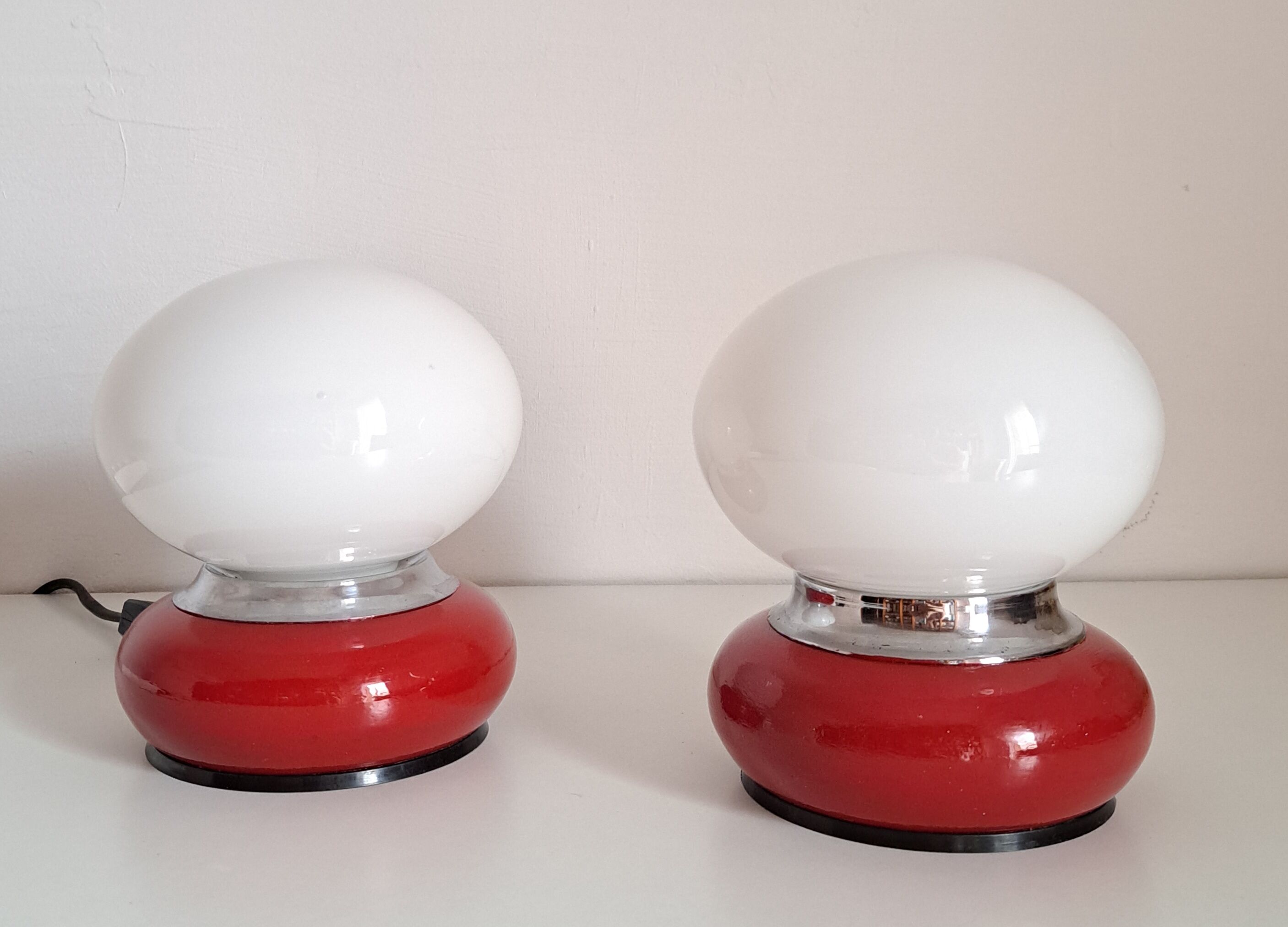 Pair of vintage bedside lamps