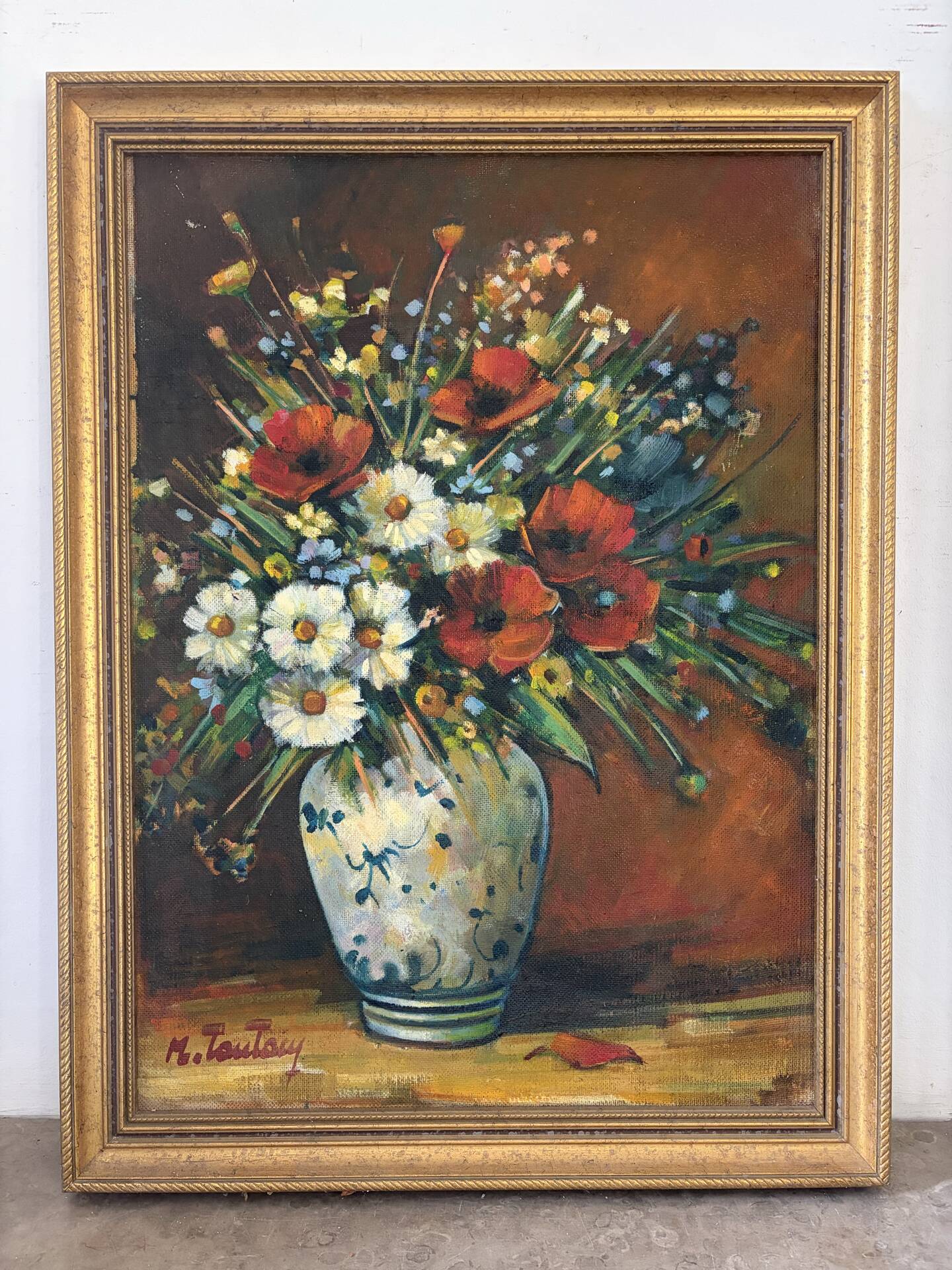 Wildflower bouquet, oil on panel signed Toutaiy.