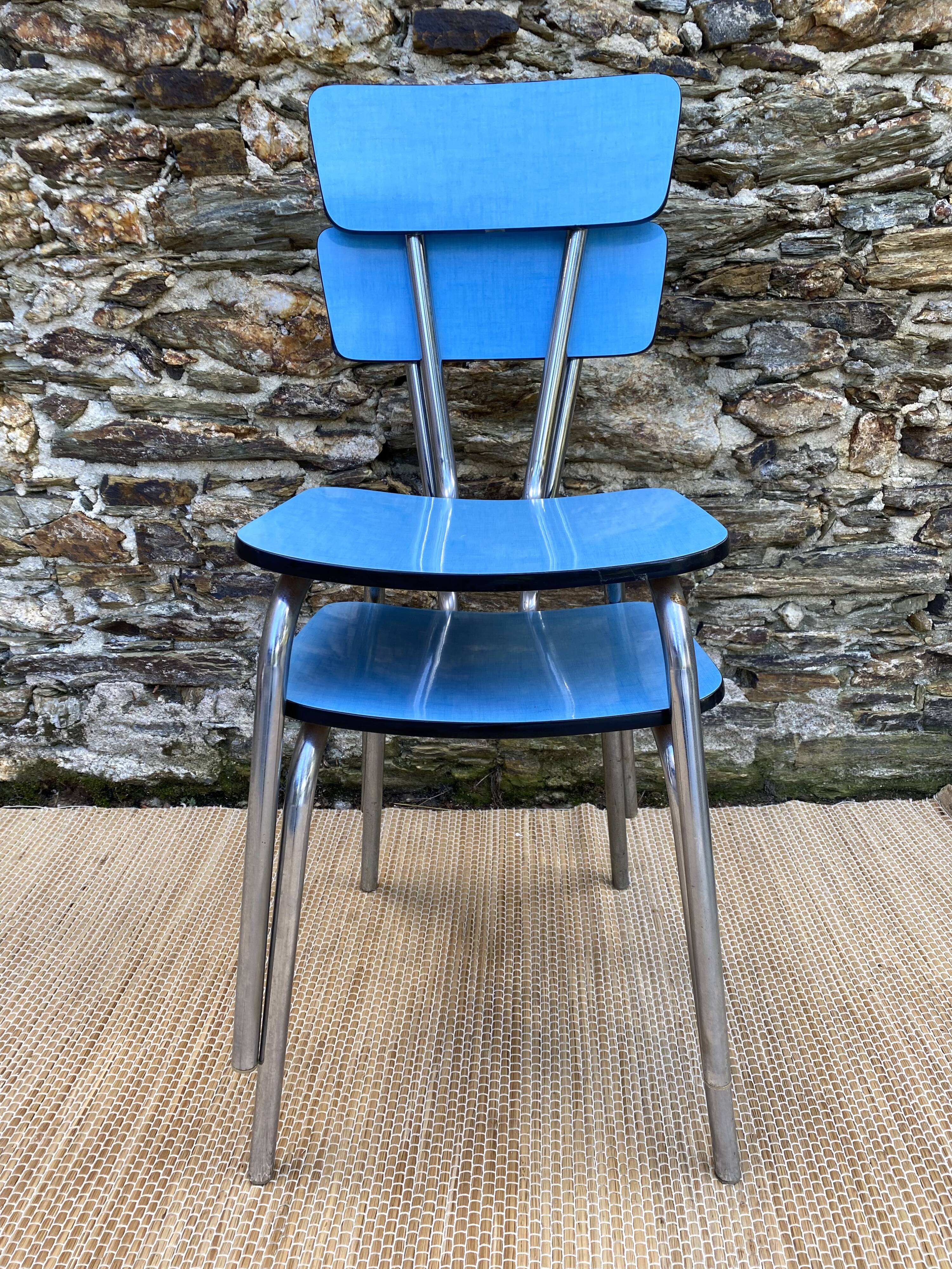 Extendable blue formica table and 2 chairs, 1960s