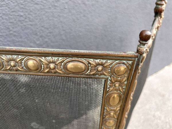 Ancien pare feu de cheminée en cuivre et laiton XIXème siècle