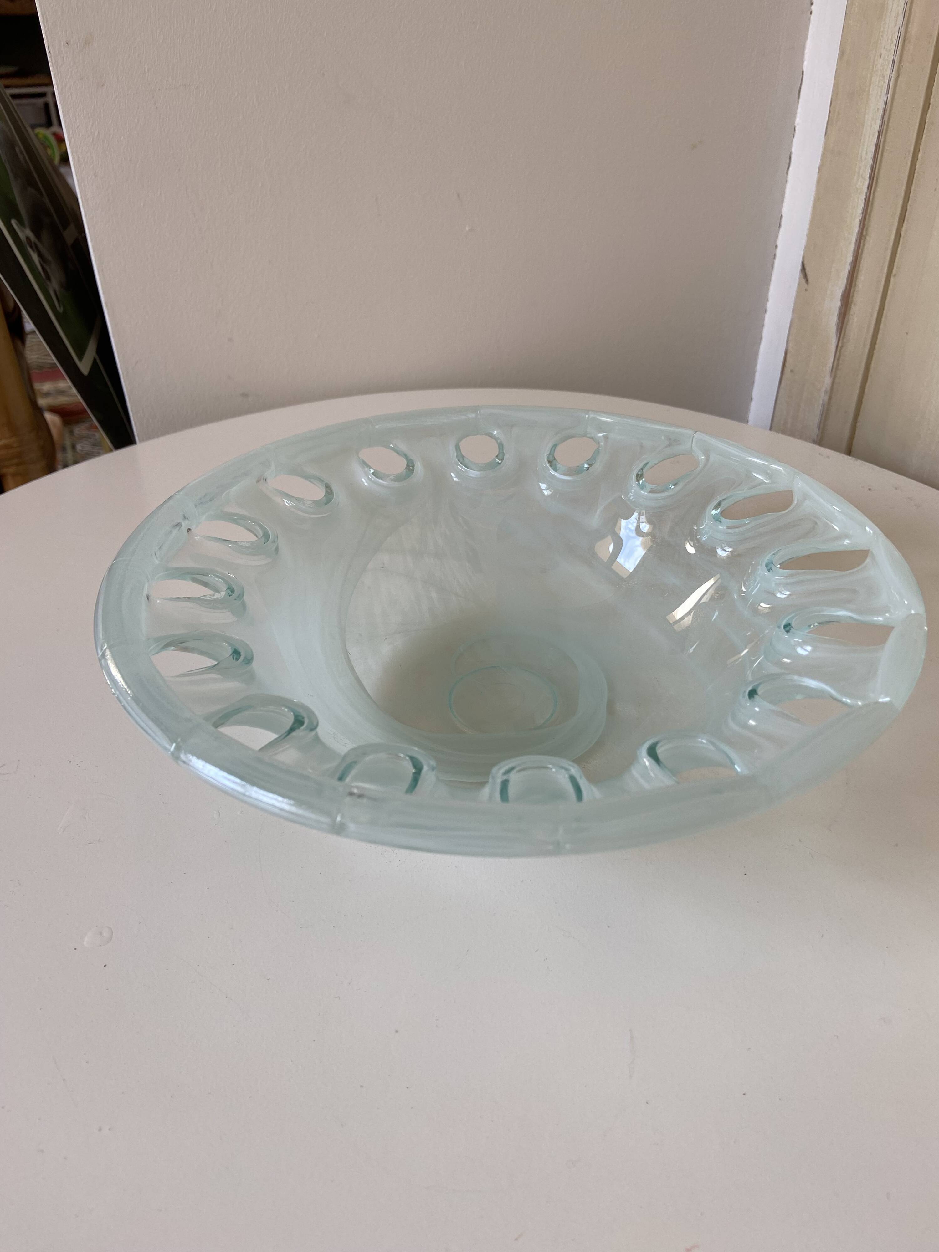 Transparent glass pocket tray in white shades - 80s/90s style