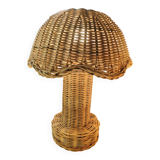 Woven rattan table lamp