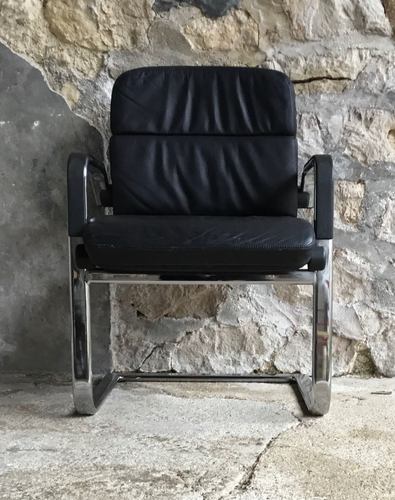 Ahrend Cirkel cantilever recliner desk - black leather - late 20th century
