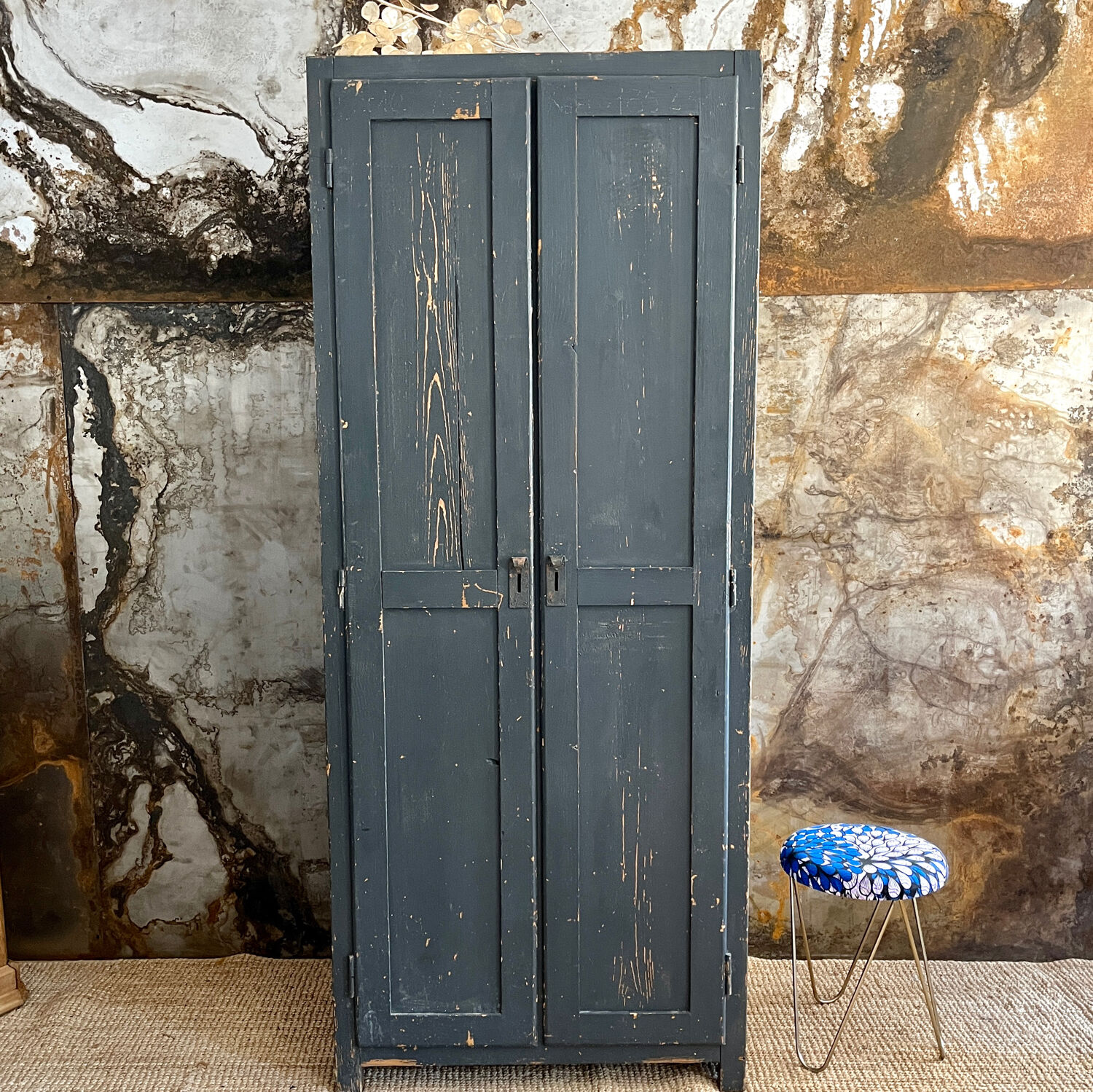 Armoire parisienne d'atelier