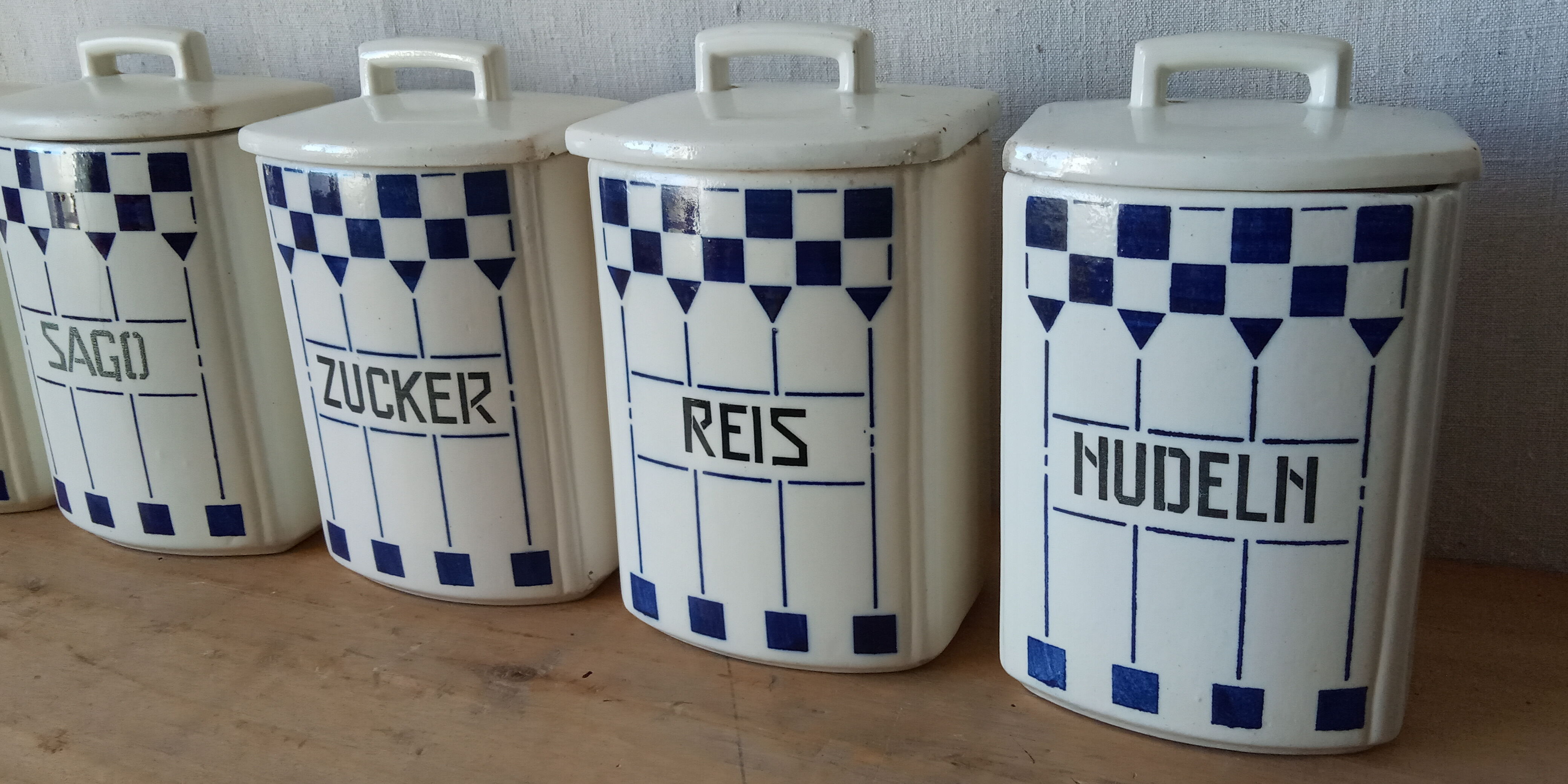 Series of spice pots, german oil, vinegar