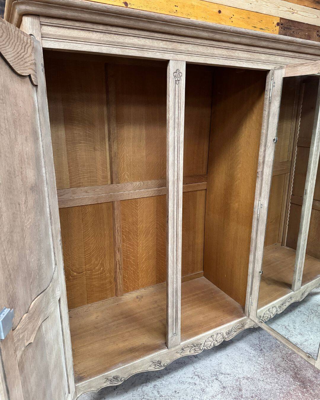 Oak wardrobe in Louis XV style