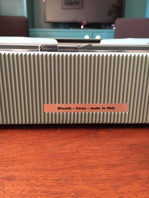 Olivetti typewriter, model Lettera 32