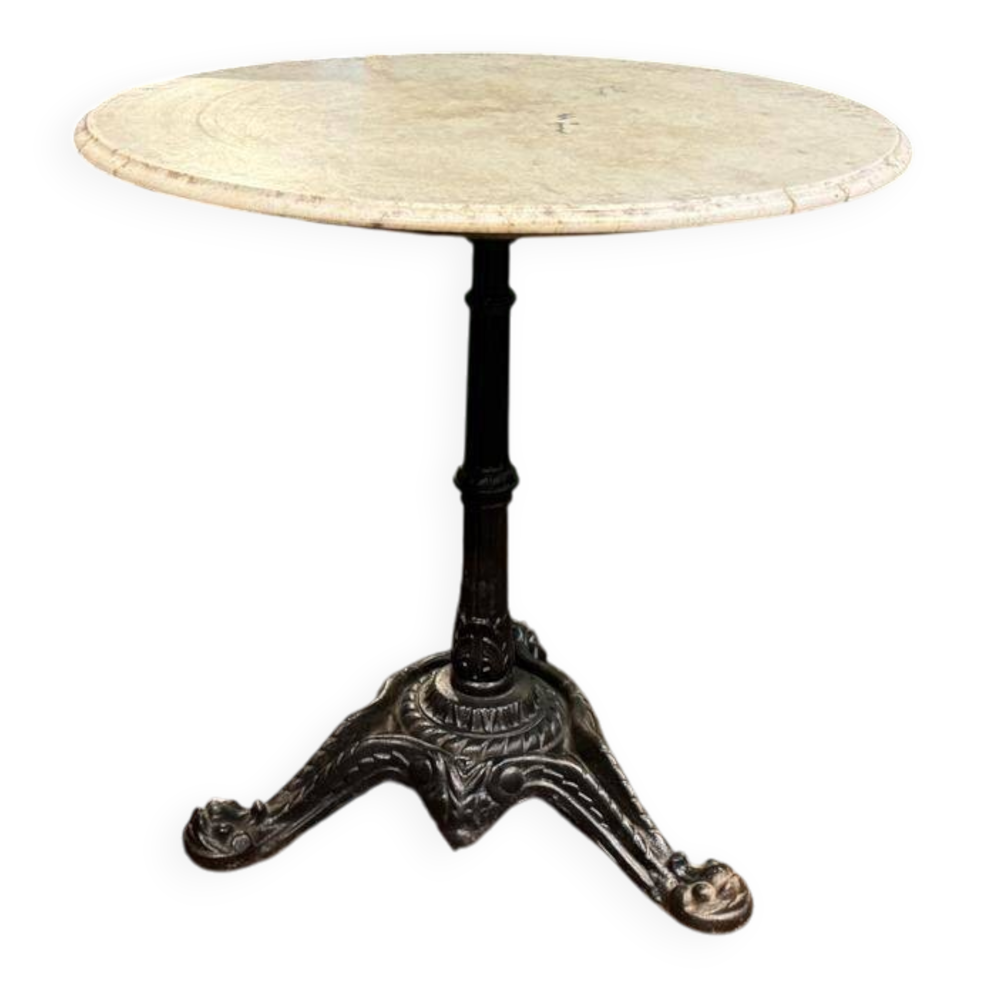 Round garden table