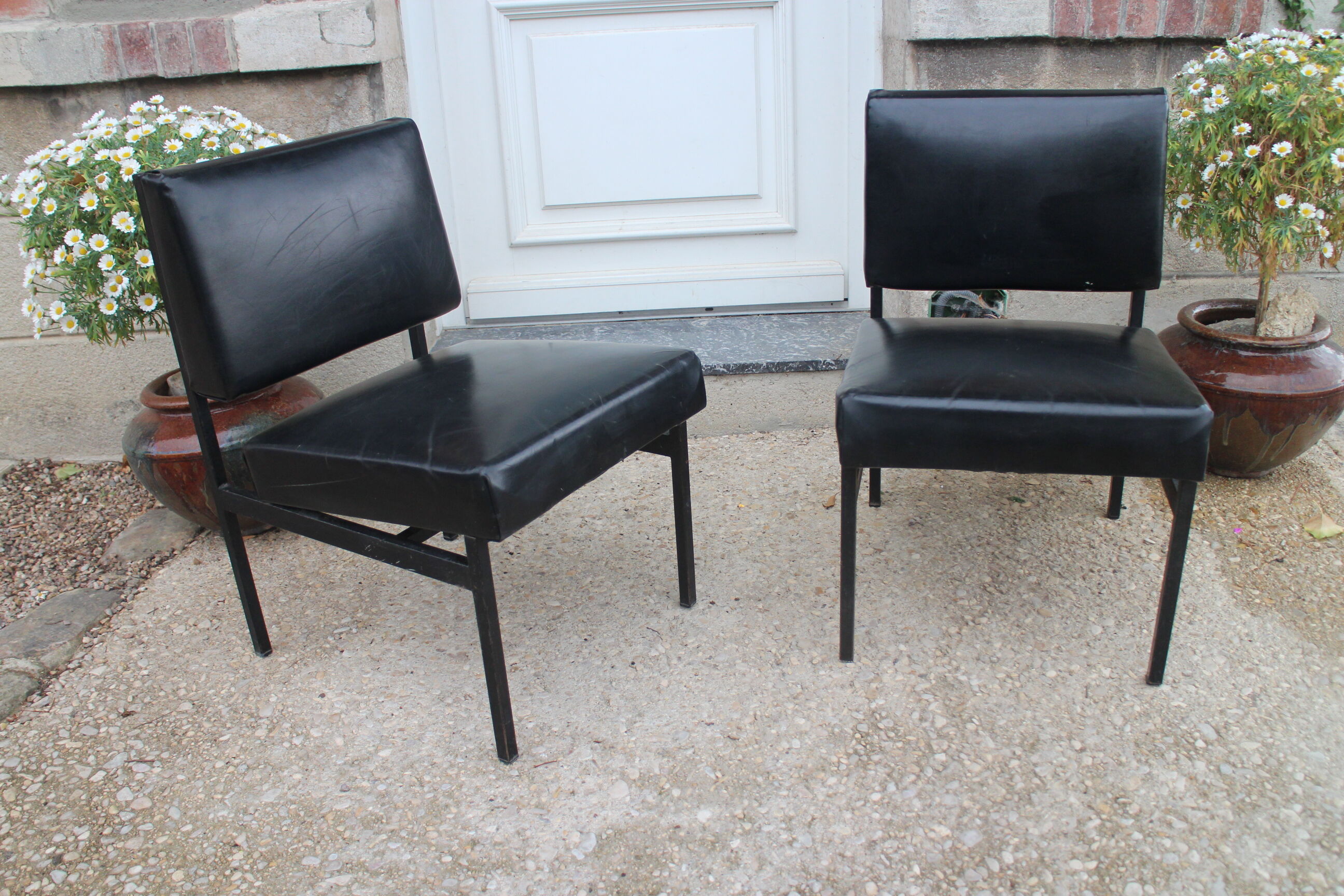 Paire de chauffeuses 1960