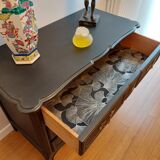 Commode Louis XV laquée noir acier