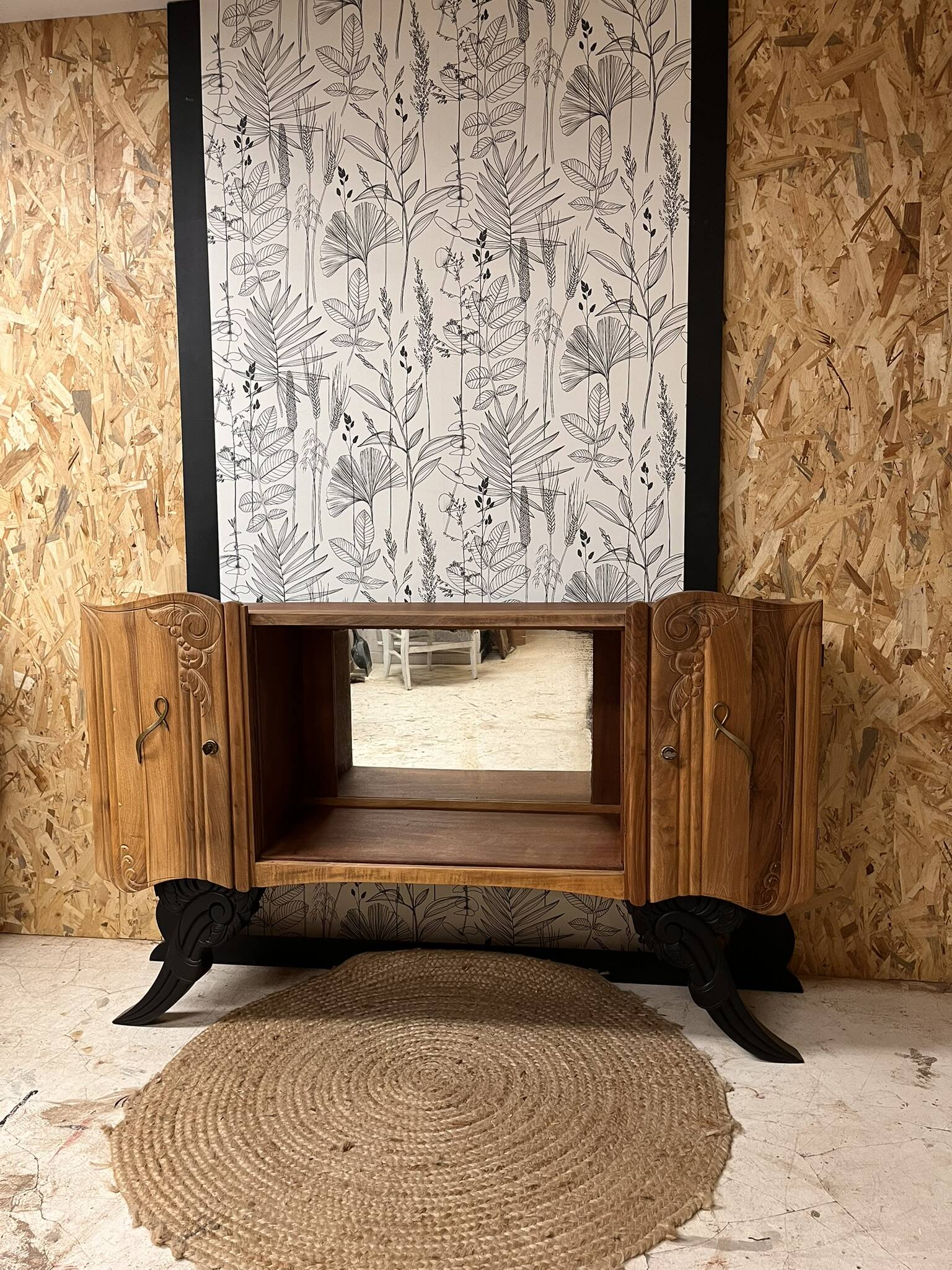 Vintage Art Deco buffet Isidore, solid wood, 2 doors and mirror.