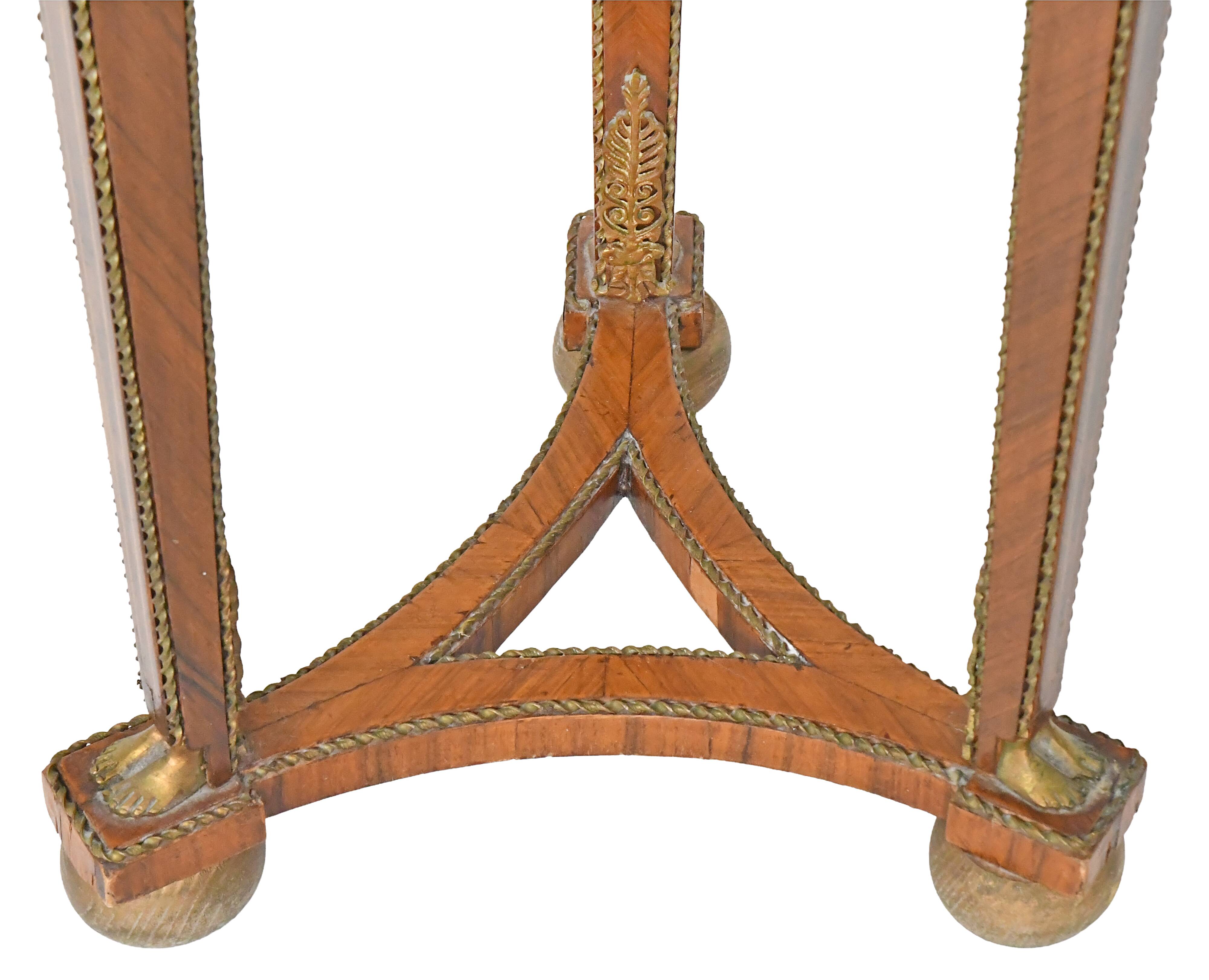 Empire style tripod stool