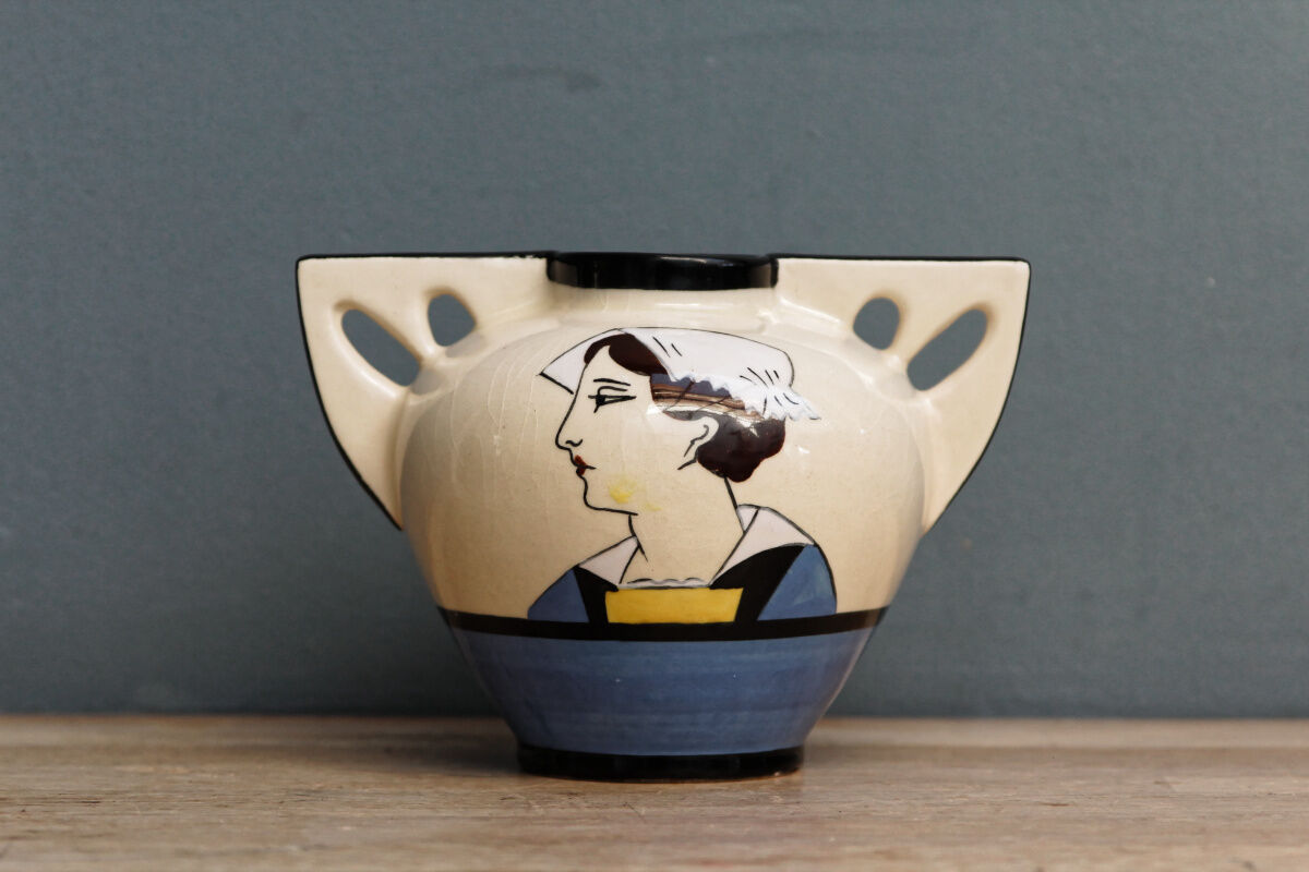 Art Deco vase HB Henriot