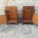 Paire de chevets en noyer