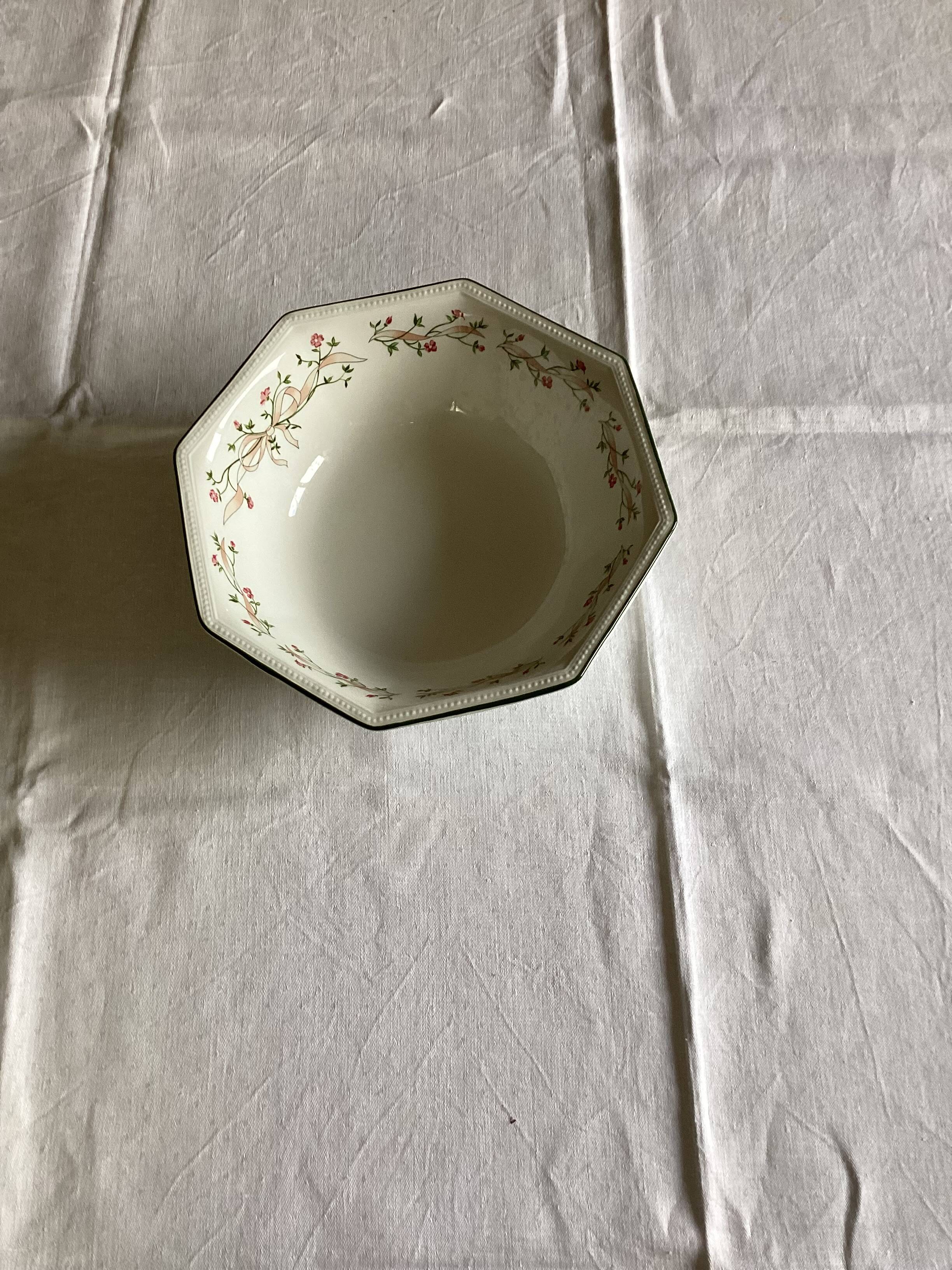 Johnson Brothers octagonal bowl dimensions: height - 7.5 cm -
