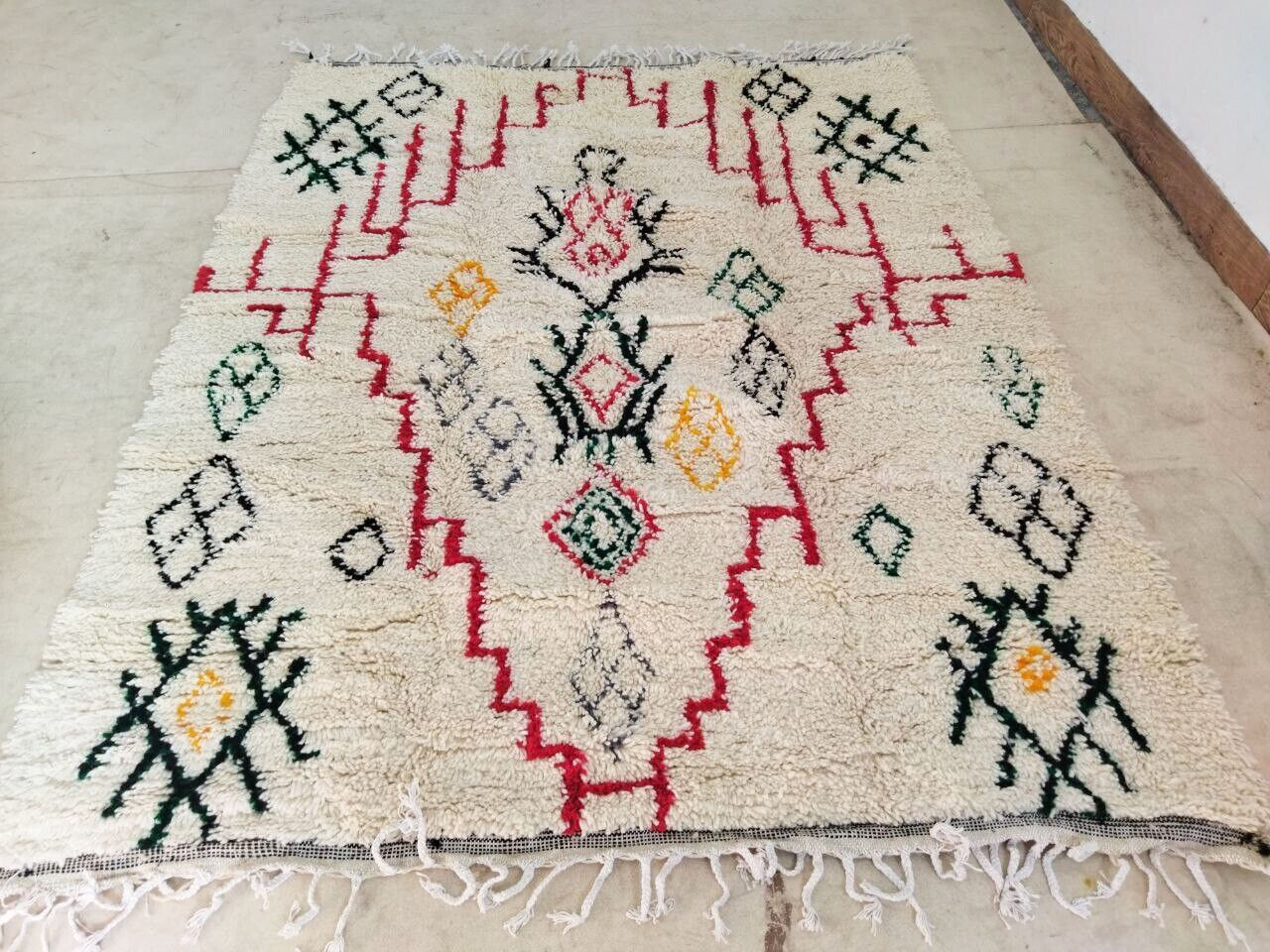 Moroccan Berber Carpet 189x152cm