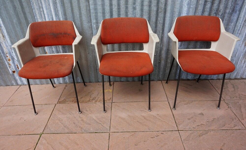 Set of 3 vintage chairs