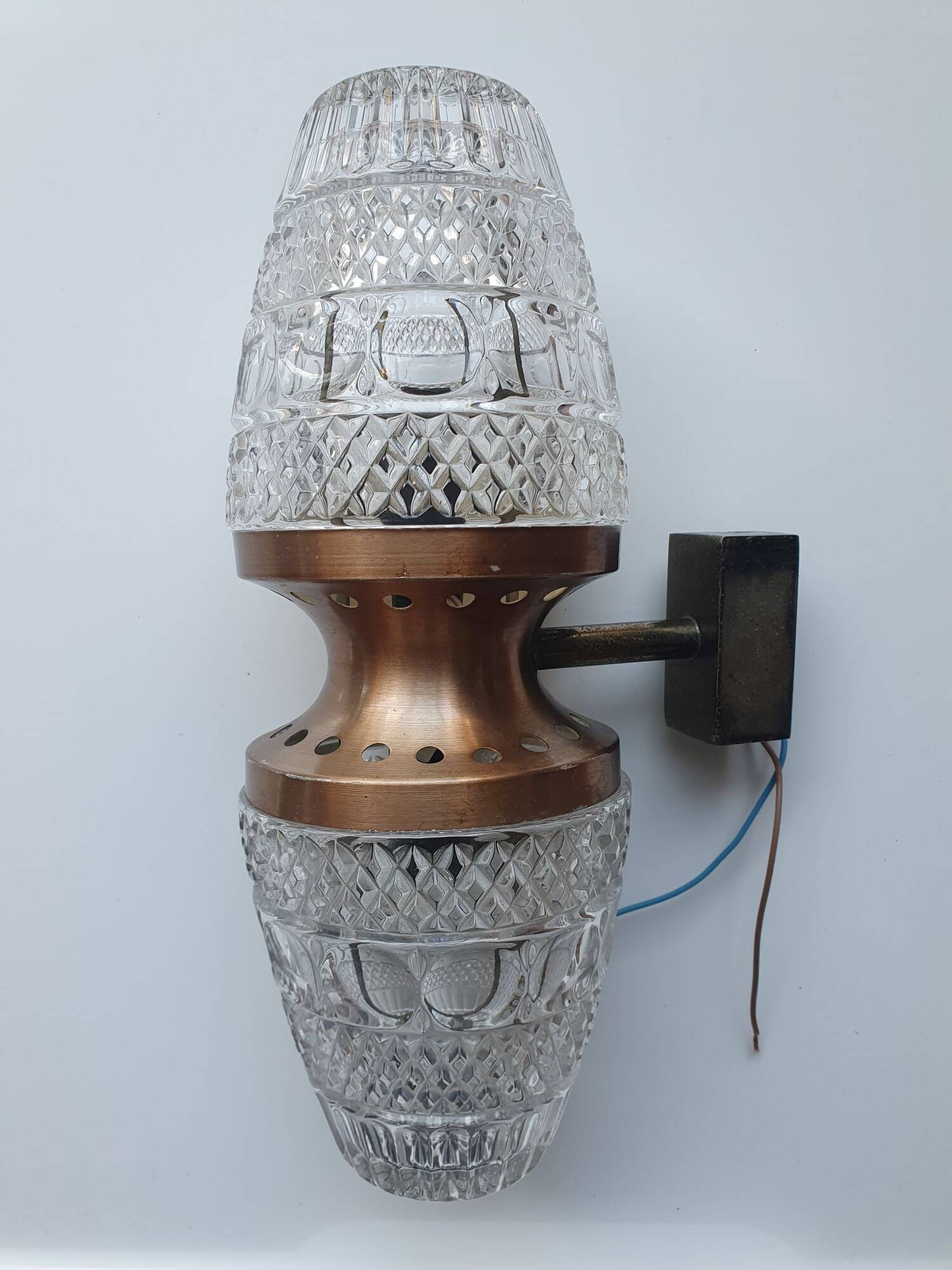 Vintage brass wall light with two crystal glass globes