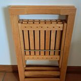 Wooden folding chair in the style of Aldo Jacober