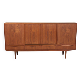 EW Bach teak sideboard