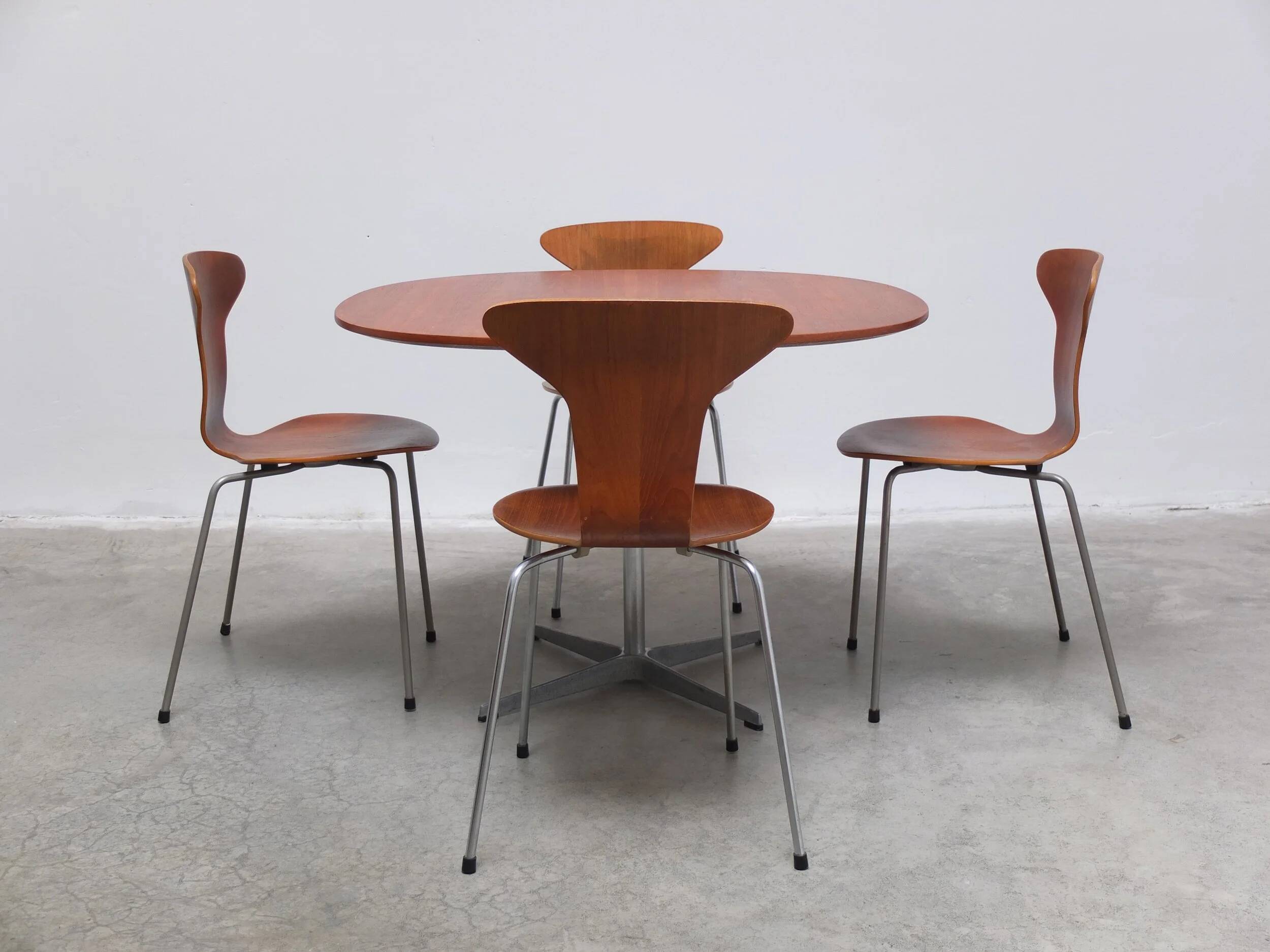 Teak 'Super-Circular' table by Piet Hein & Bruno Mathsson for Fritz Hansen, 1974