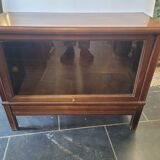 Mahogany MD bookcase or display case