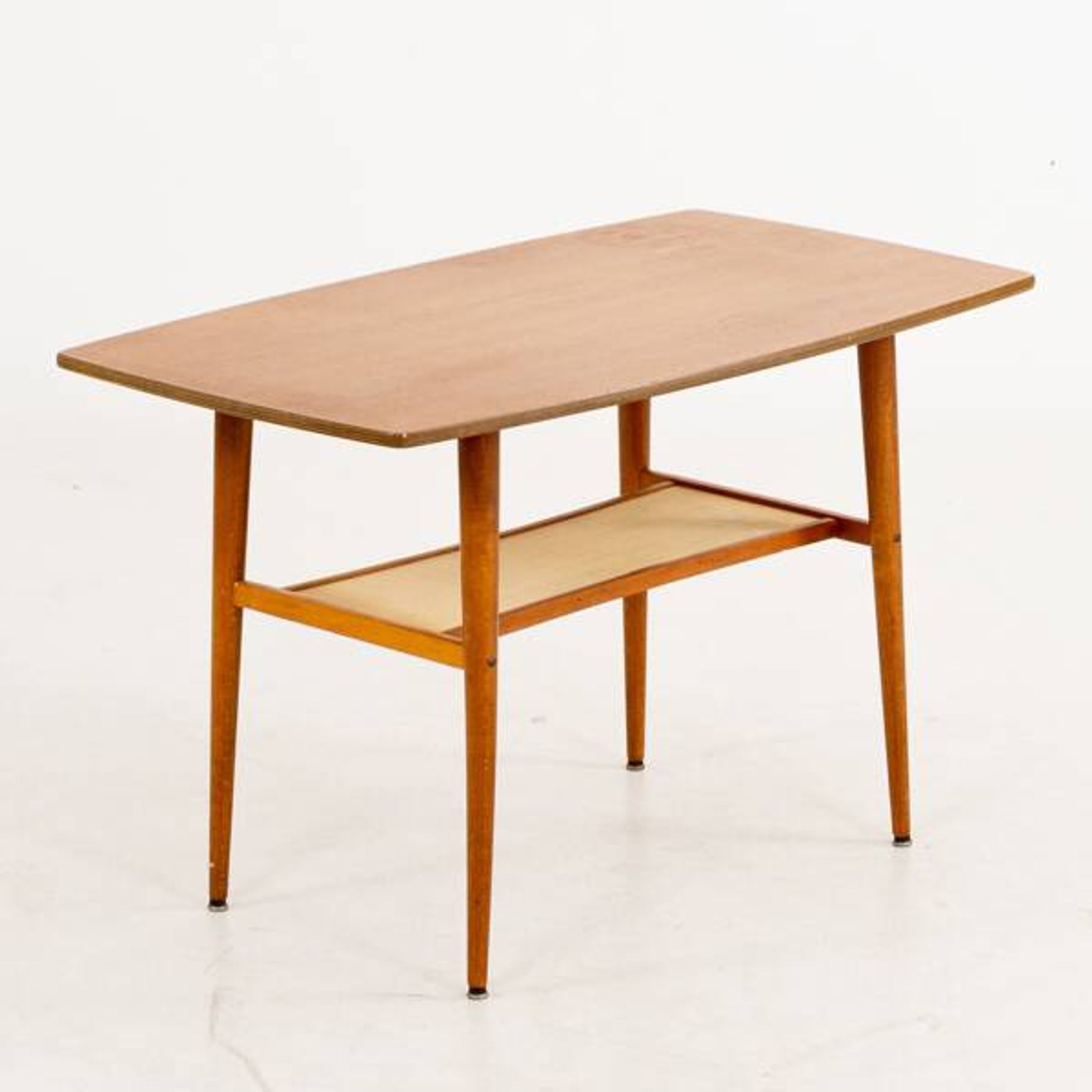 Scandinavian teak coffee table with a double top, 1950s/60s.