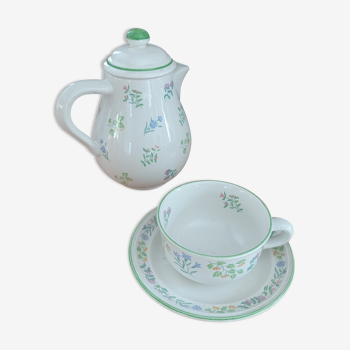 Gien porcelain teapot and cup