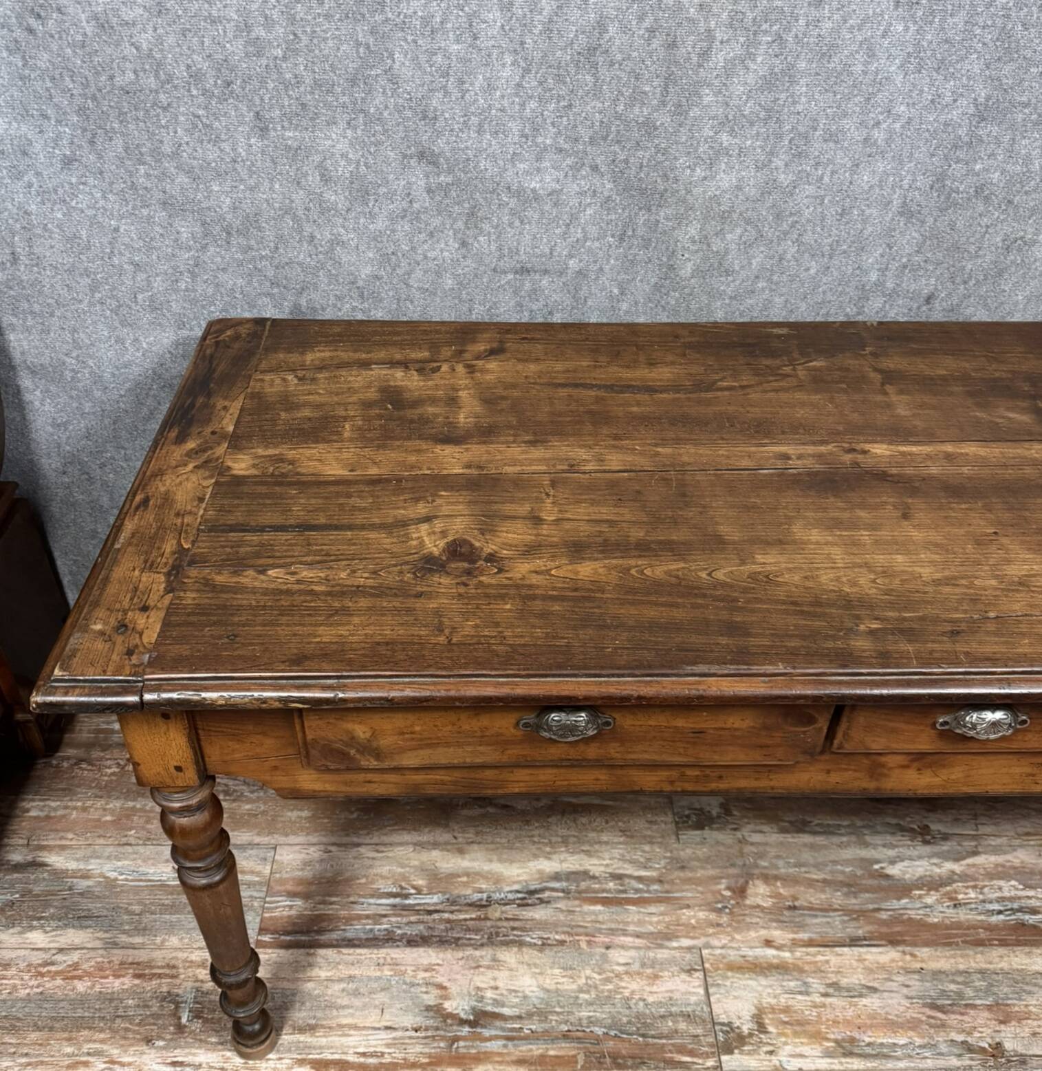 Large table or desk from the Louis Philippe period in solid wood around 1830.