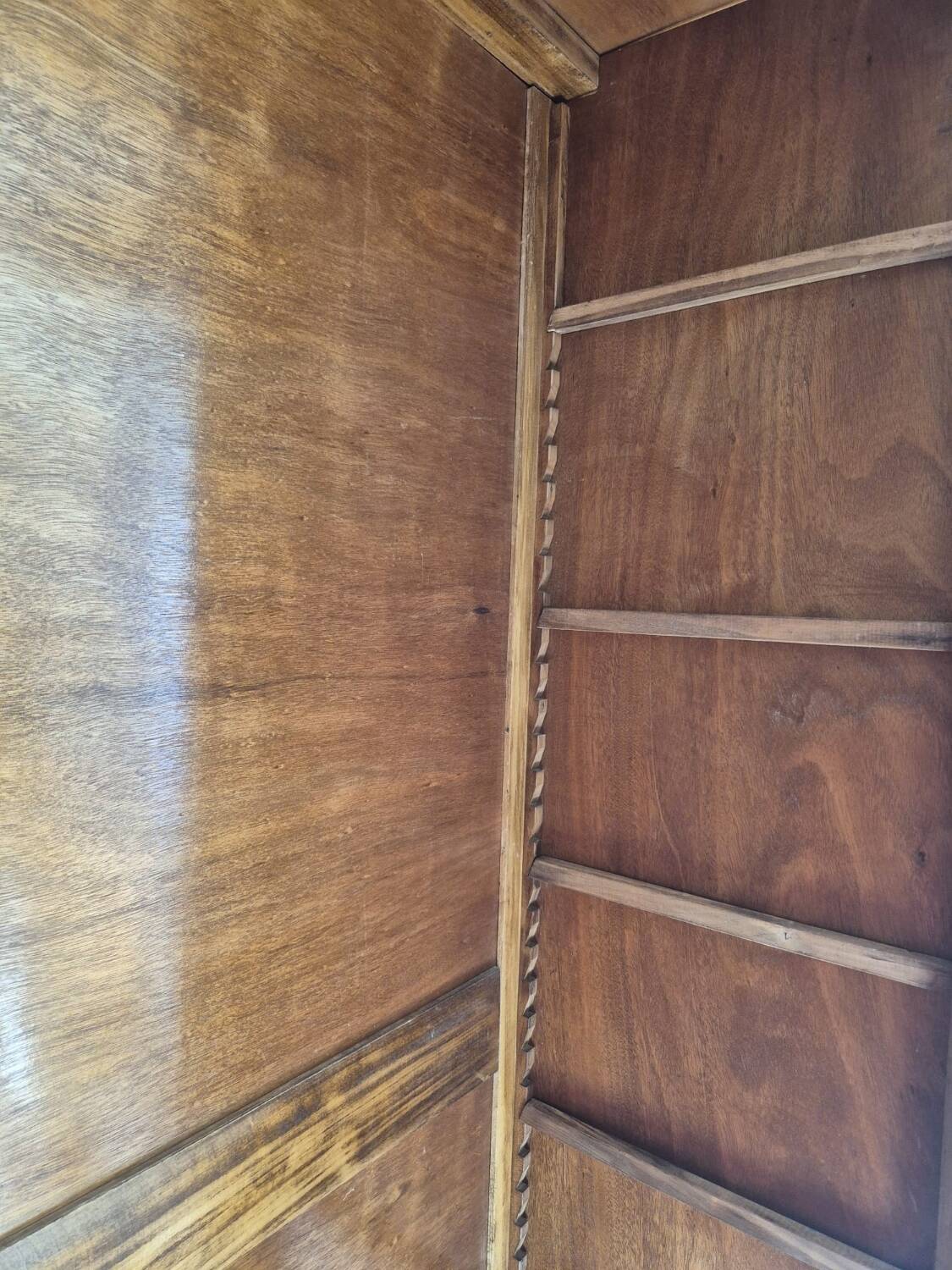 Meuble vitrine bibliothèque