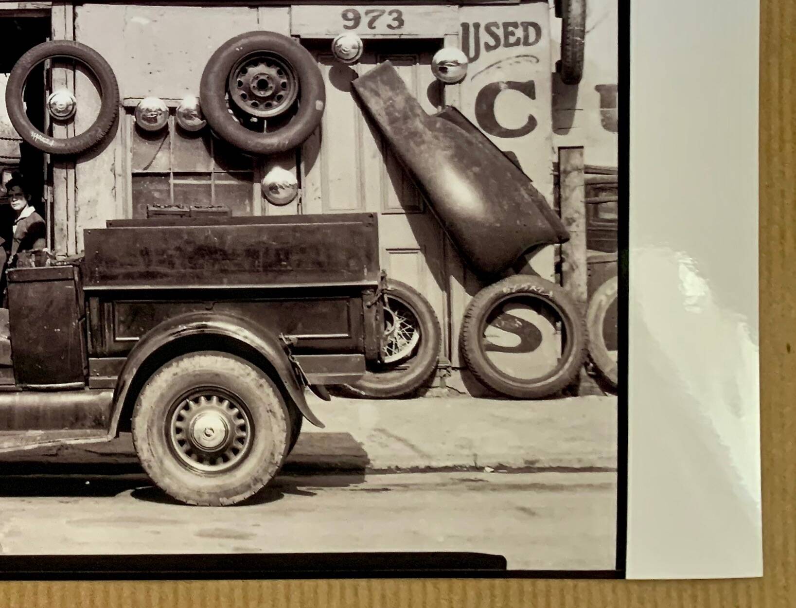 Fine art photography Walker Evans – “Garage in Southern City Outskirts”, 1936