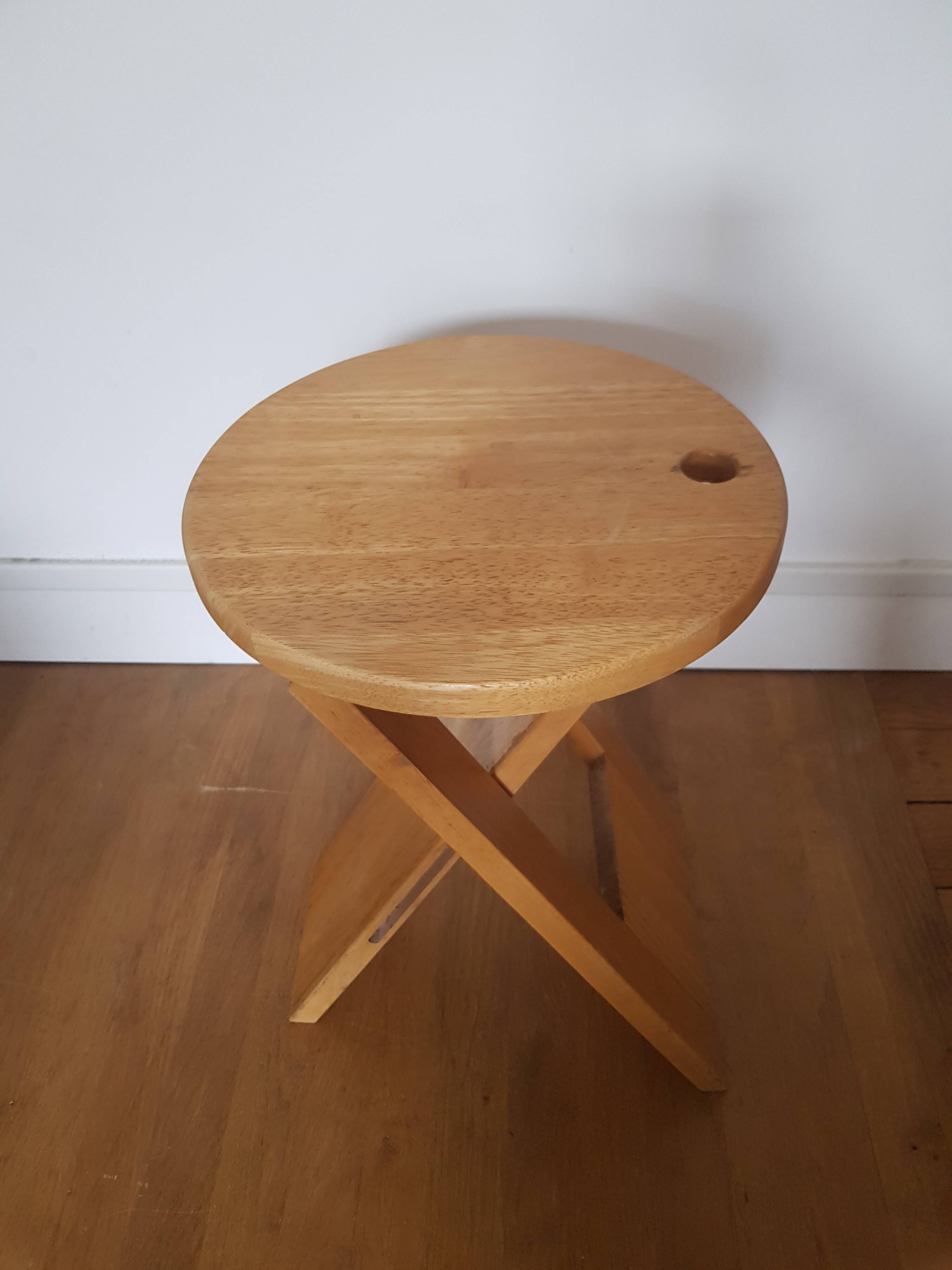 Suzy stool by Adrian Reed