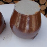 Sandstone pot duo