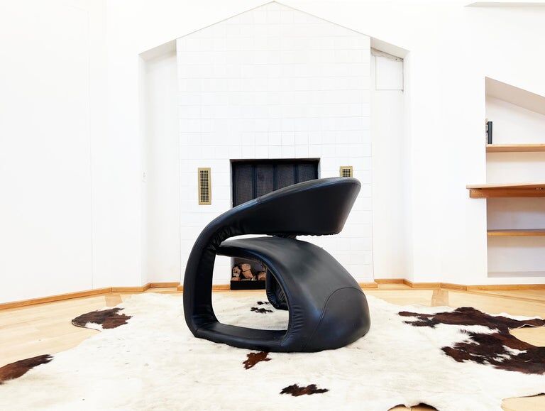 Sculptural chaise longue 80s