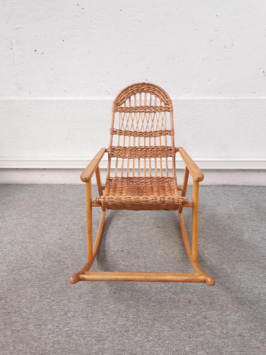 Rocking-chair rattan