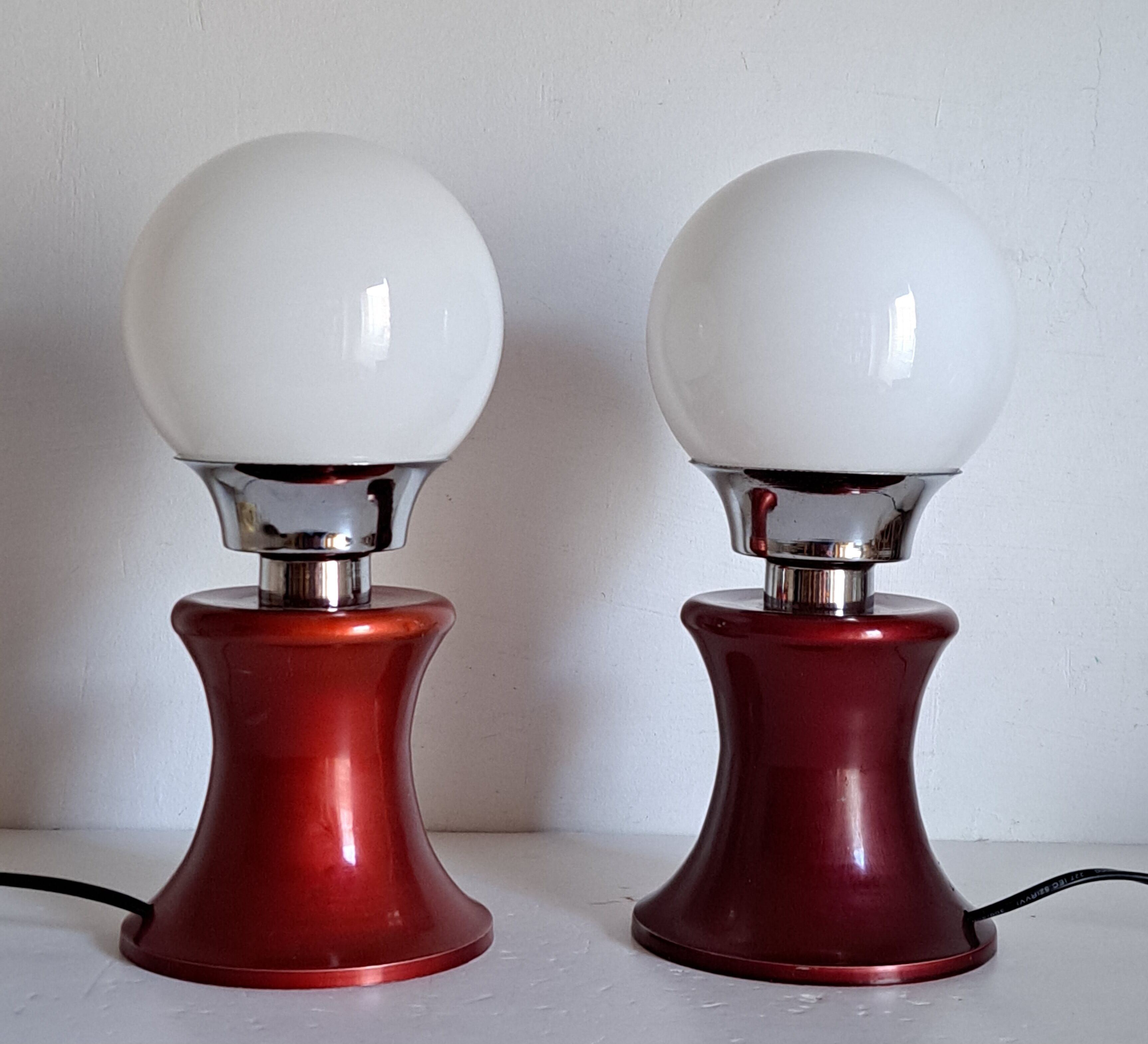 Pair of vintage bedside lamps