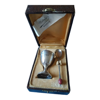 Coquetier box and its silver metal spoon