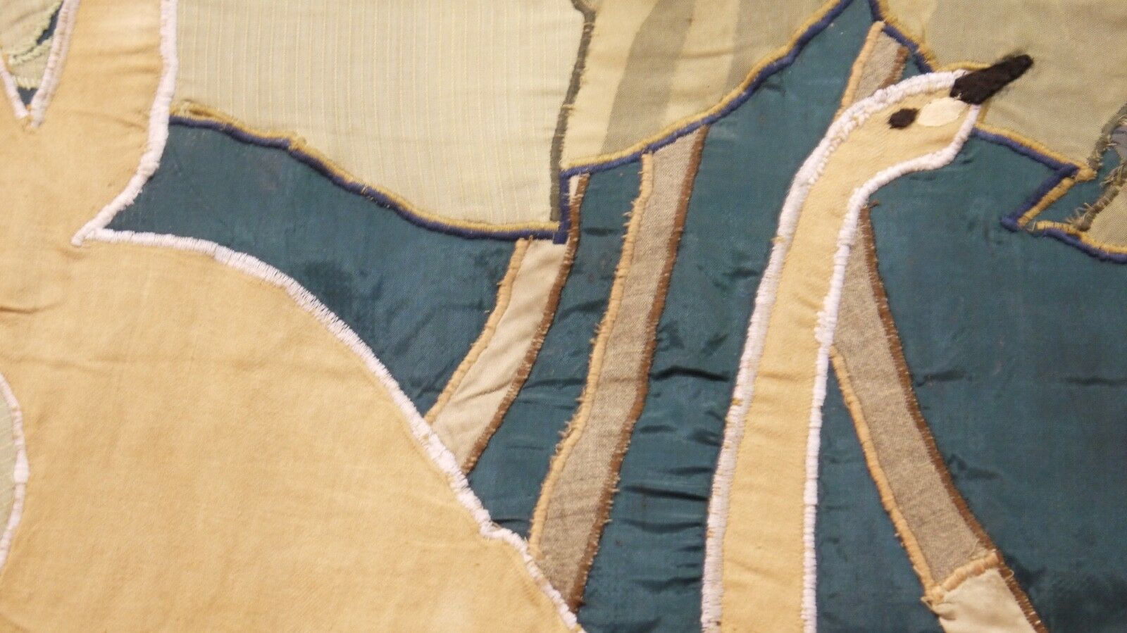 Tapestry and silk a bird decor 1930 geometry cutting in the state