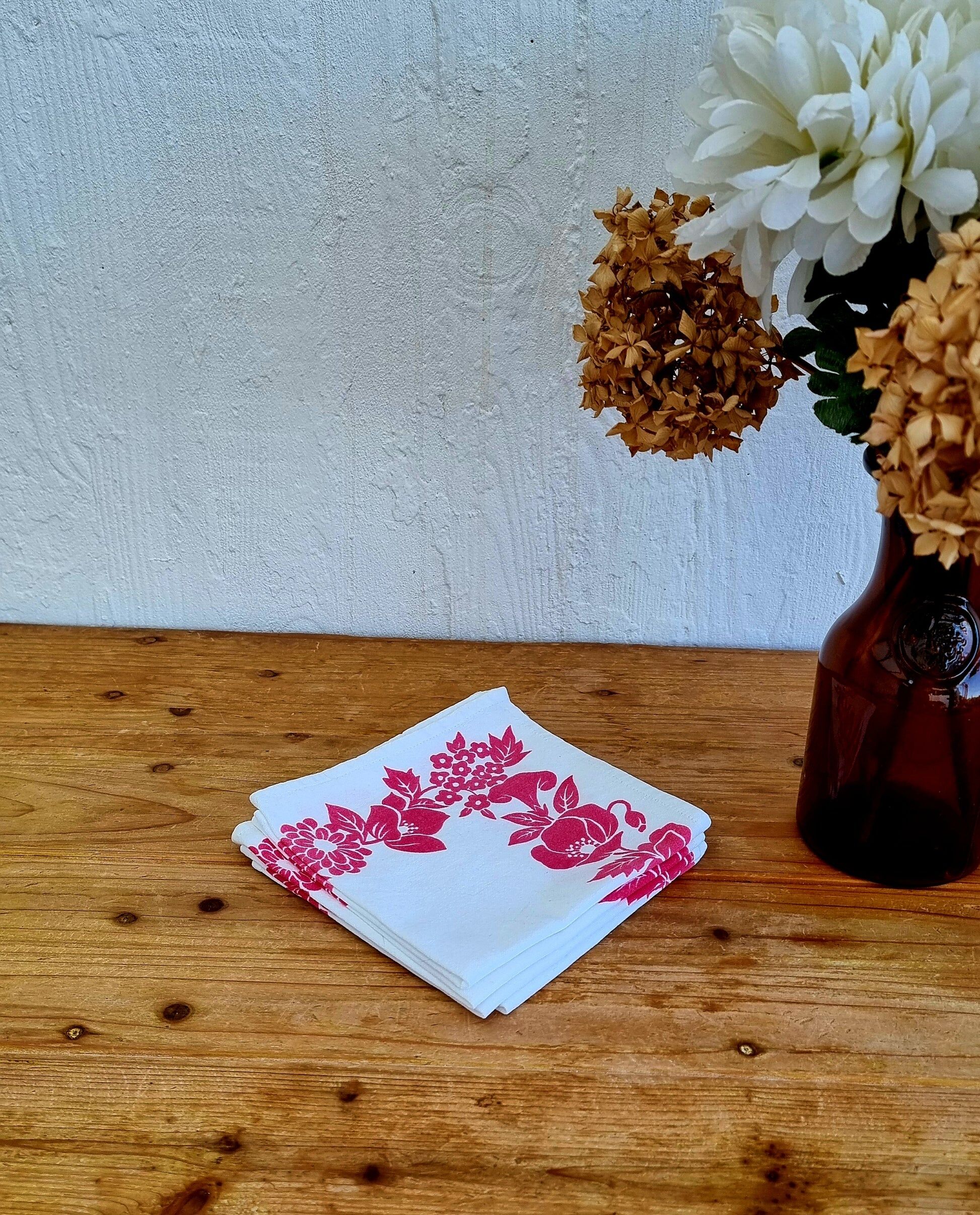 4 serviettes de table vintage blanches à fleurs roses
