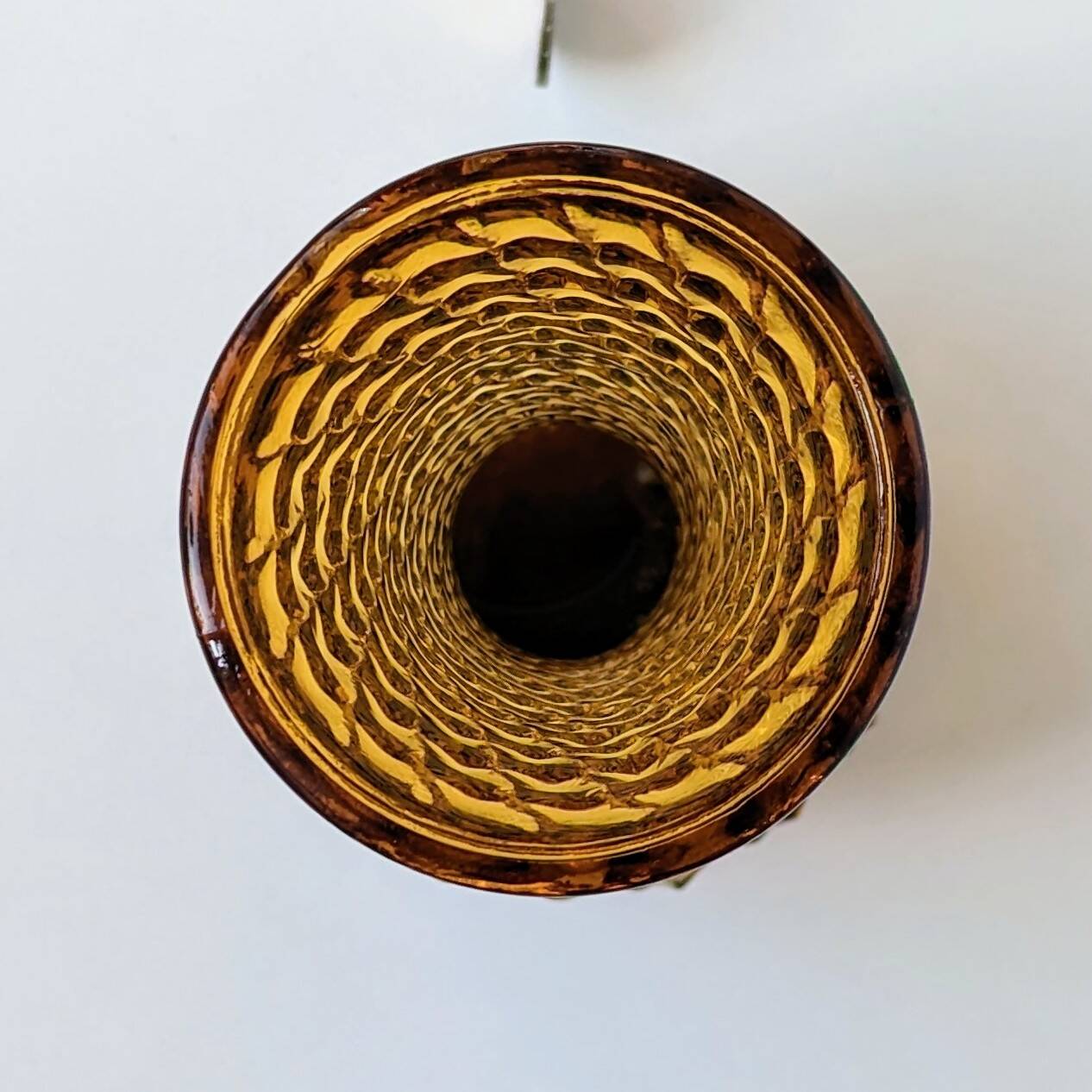 Amber yellow glass vase. d'Empoli diamond points - Year 1950 - Italy