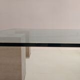 Table en verre et pieds en travertin