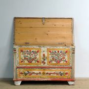 Coffre de mariée art populaire, vers 1950