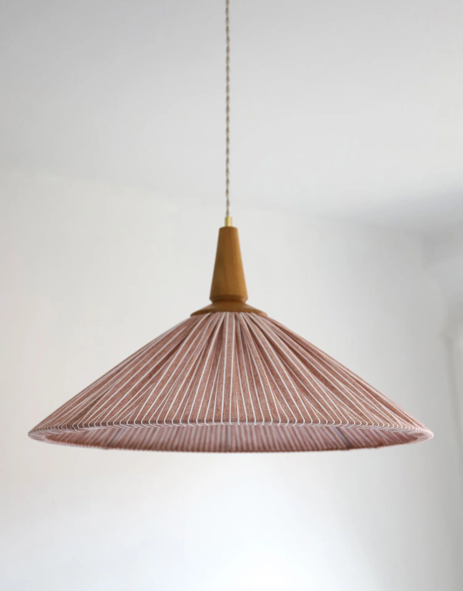 Suspension ELEONORE — 60 cm, lin et coton rayé terra