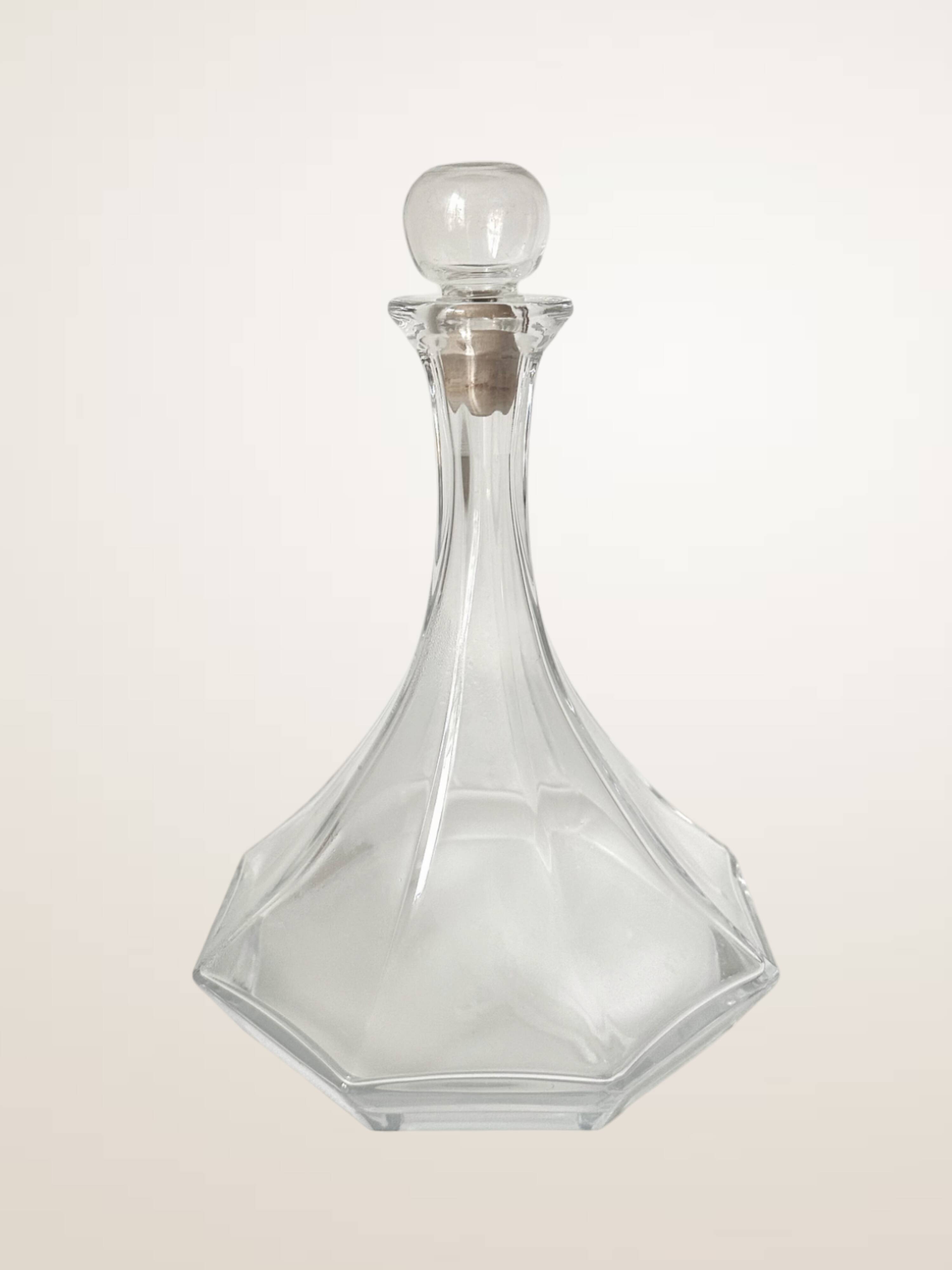 Octagonal glass decanter