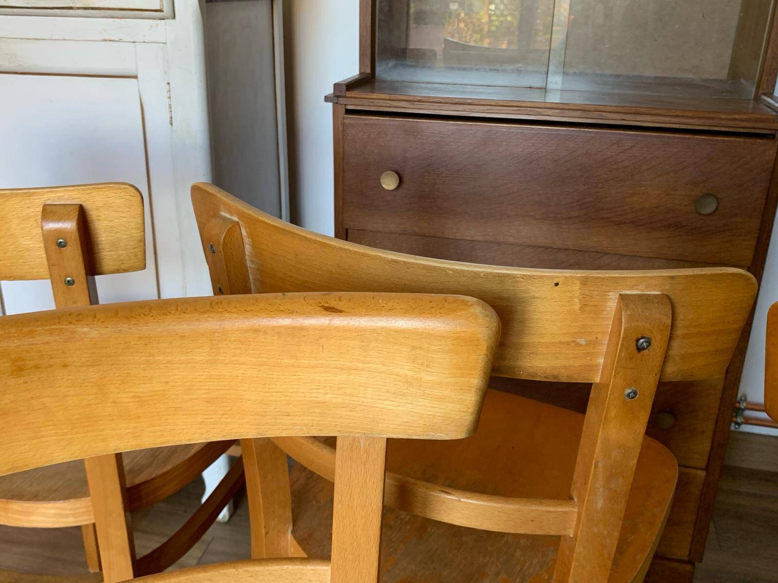 Set of 5 bistro chairs