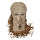 Masque africain de cérémonie