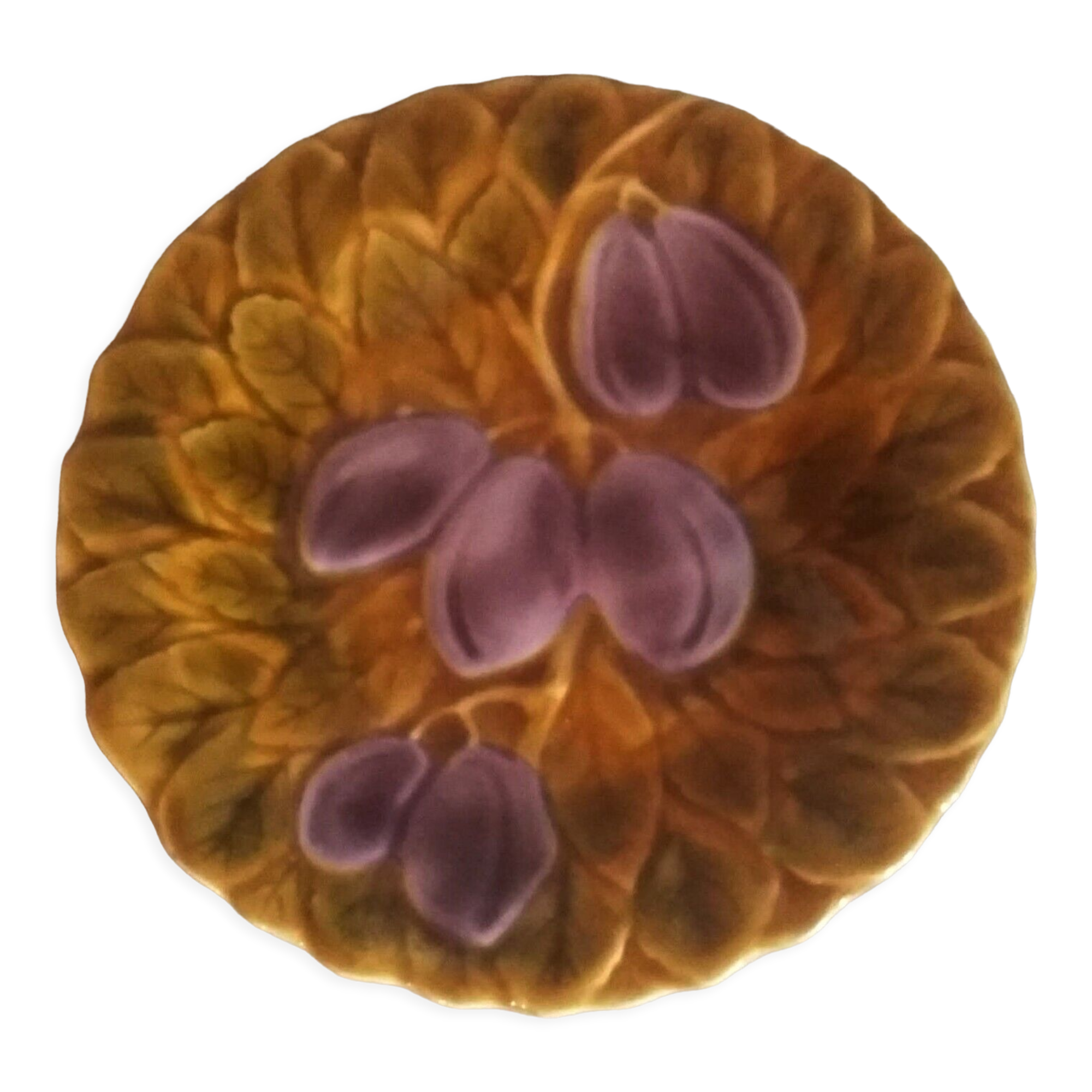 Assiette barbotine prunes Sarreguemines début XXème