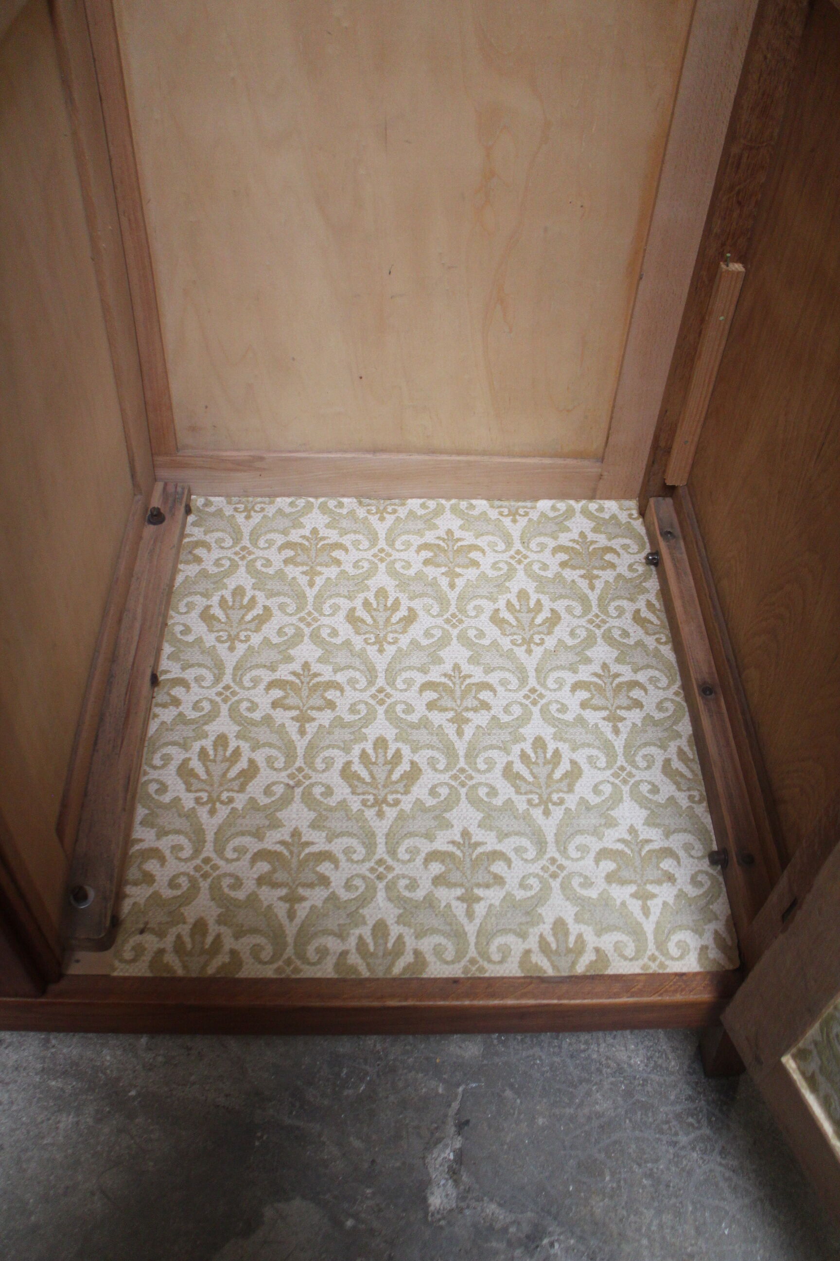 Parisian wardrobe reconstruction period